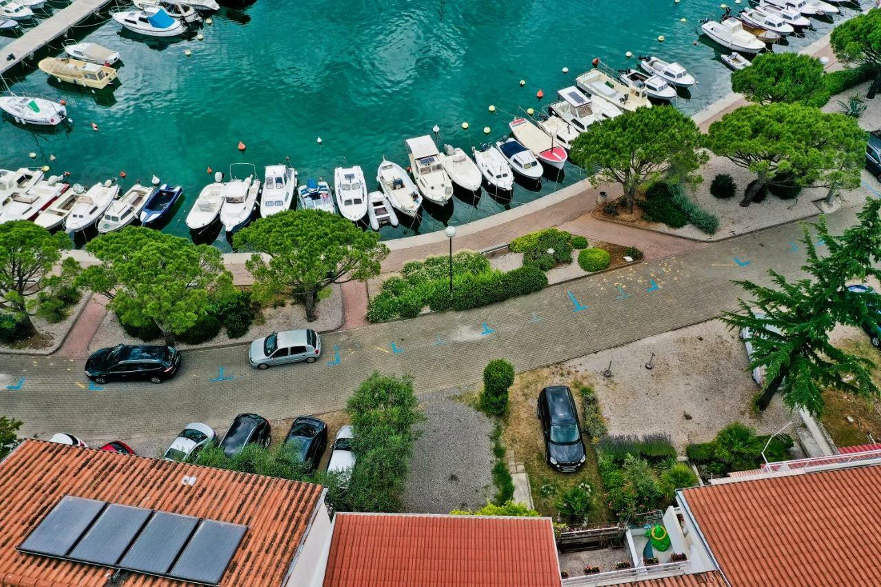 Apartments Nika Crikvenica Exterior photo