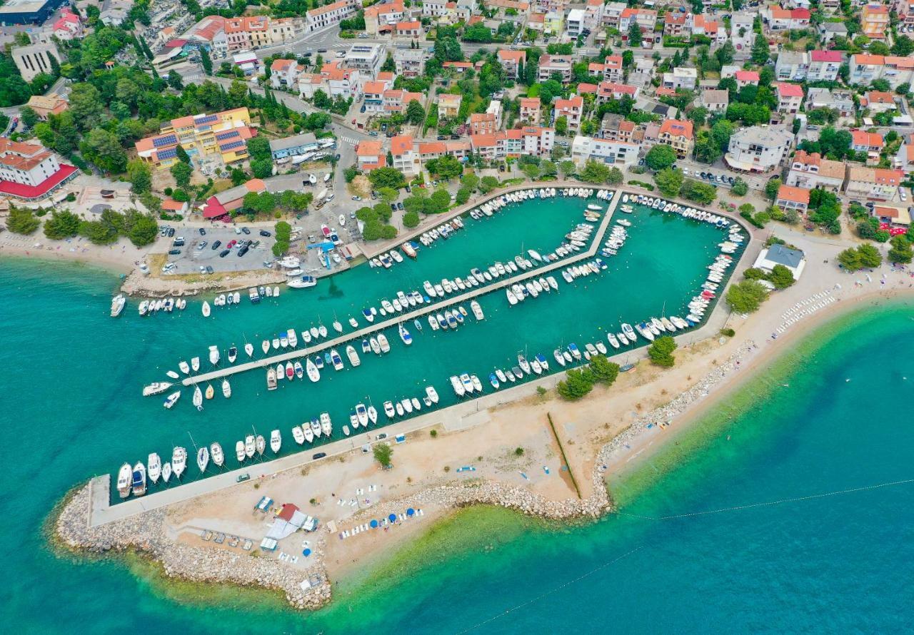 Apartments Nika Crikvenica Exterior photo